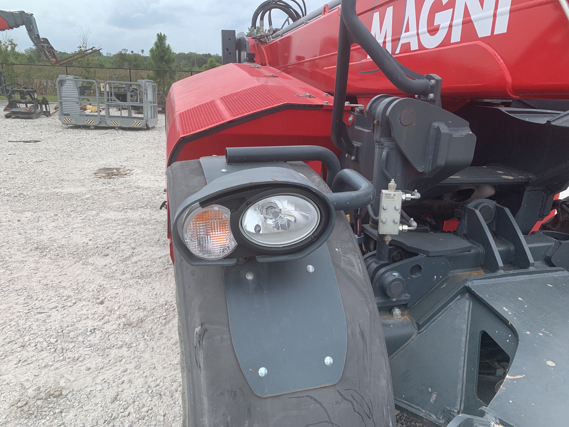 Photo - 12