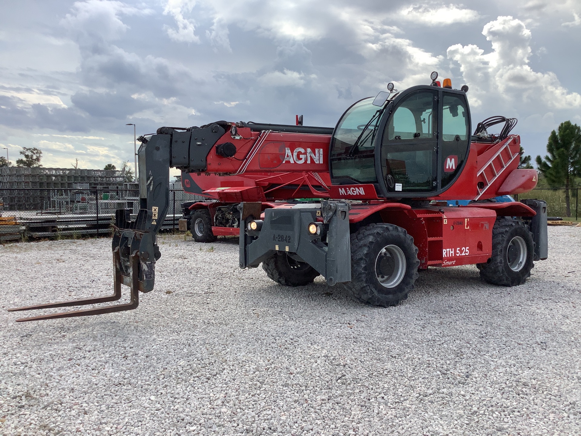 2017 Magni RTH 5.25 Smart Telehandler