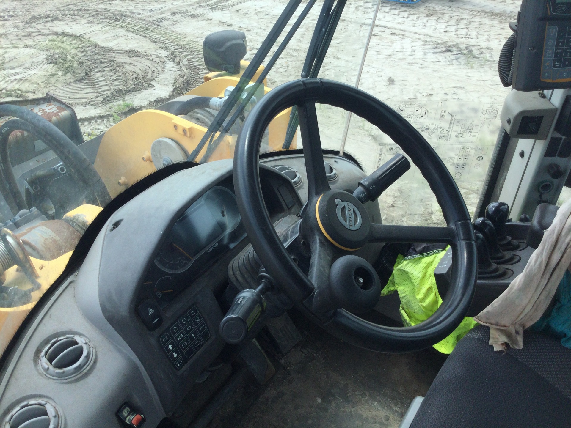Photo - 11