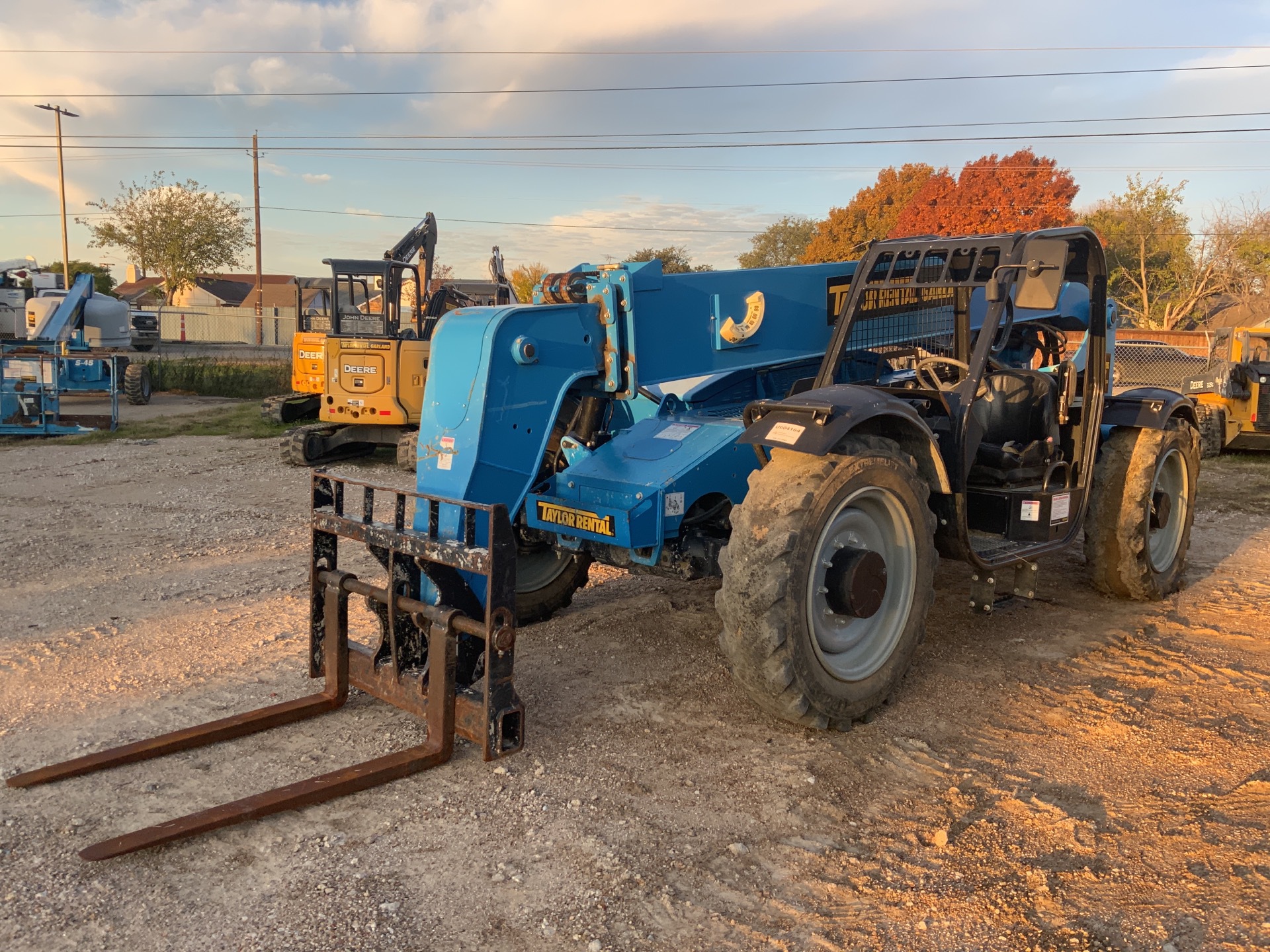 2017 Genie GTH844 Telehandler