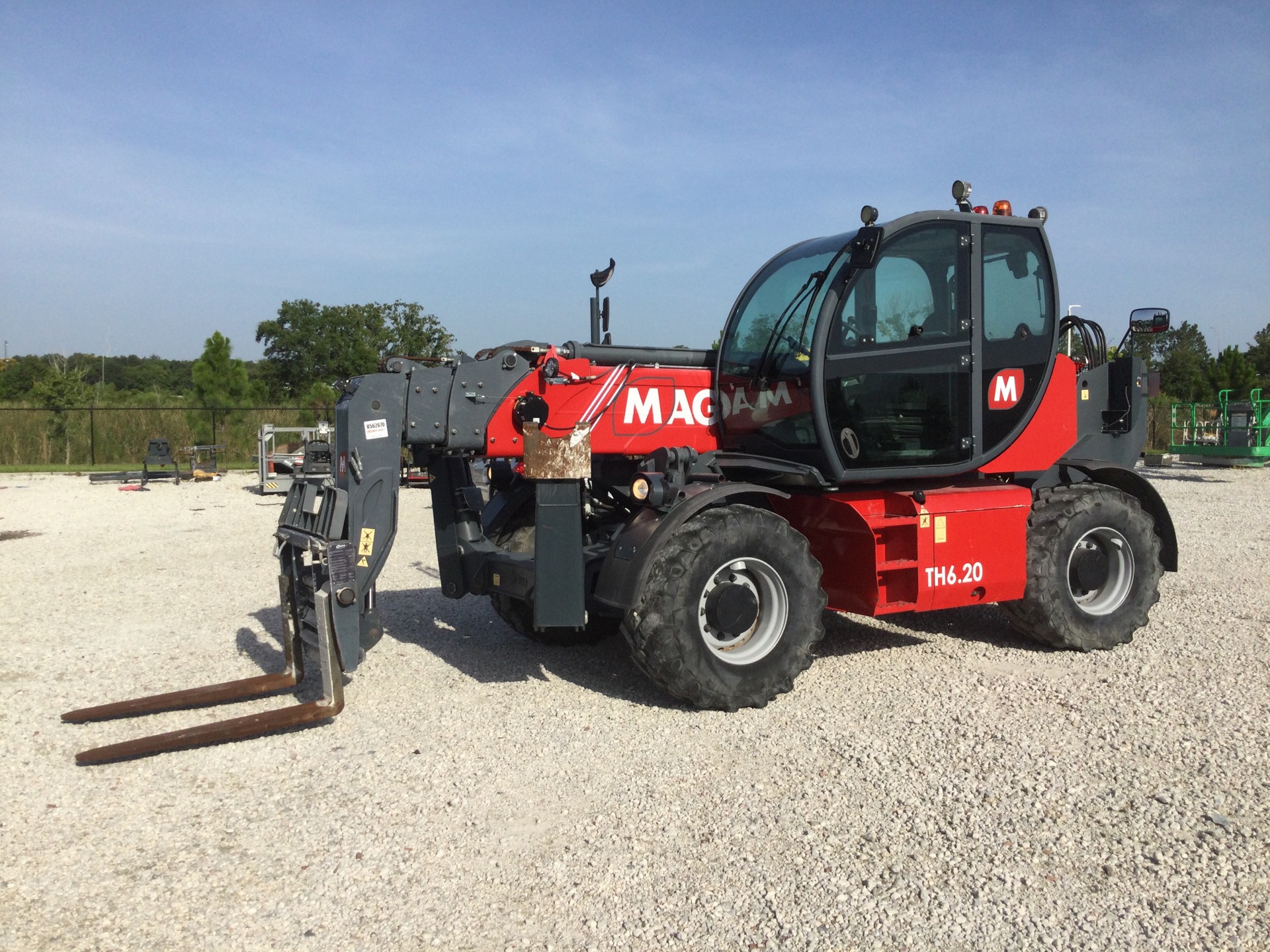 2017 Magni TH 6.20-D/C Telehandler