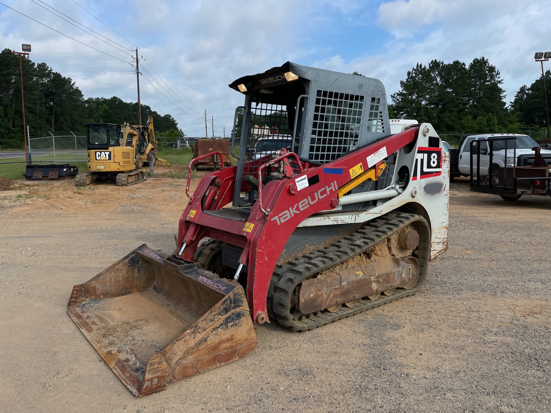 2017 Takeuchi TL8 Compact Track Loader