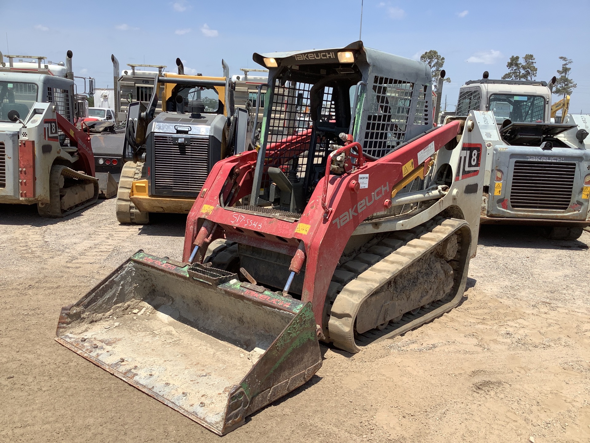 2017 Takeuchi TL8 Two-Speed Compact Track Loader