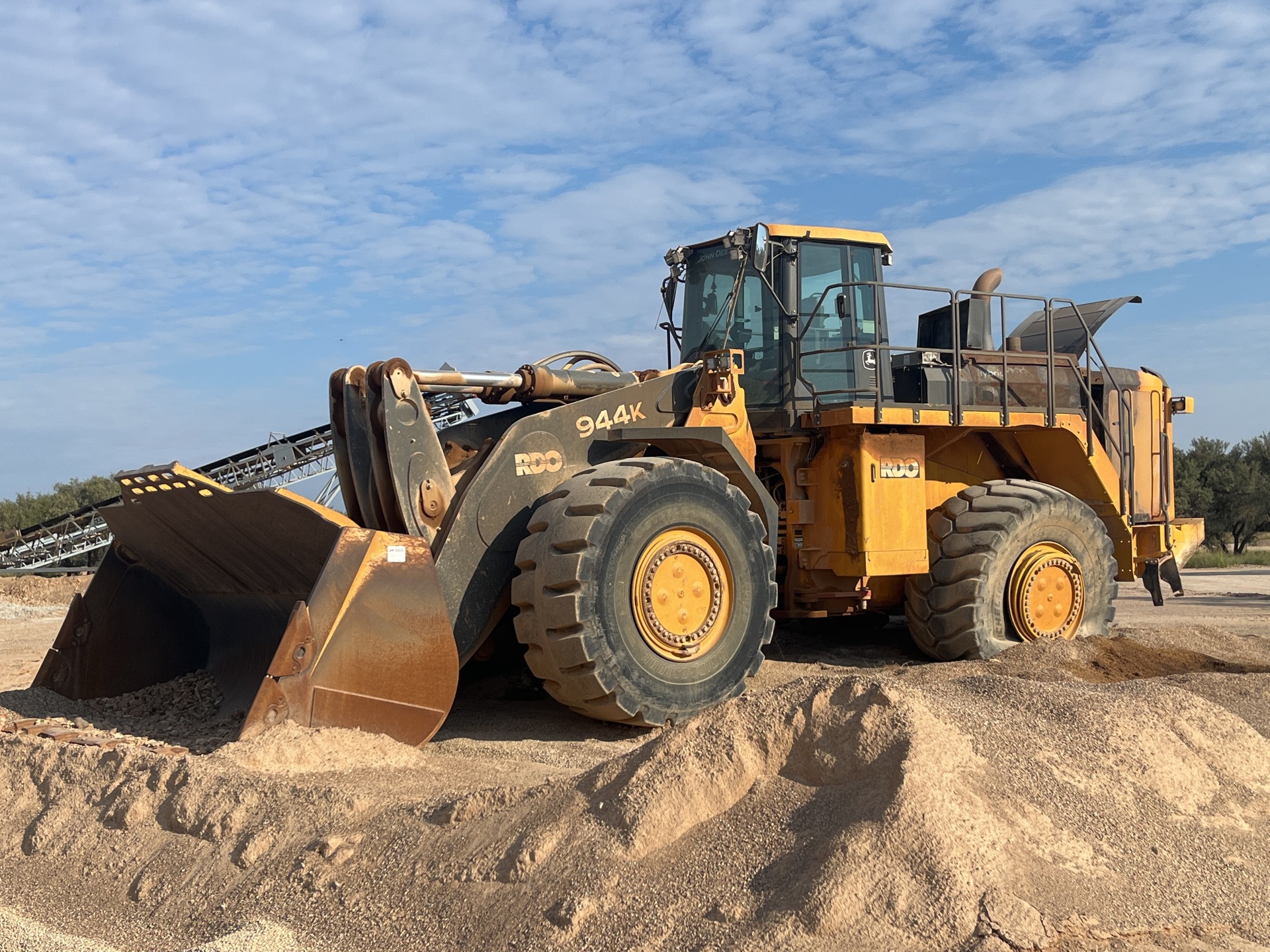 2015 John Deere 944K Wheel Loader