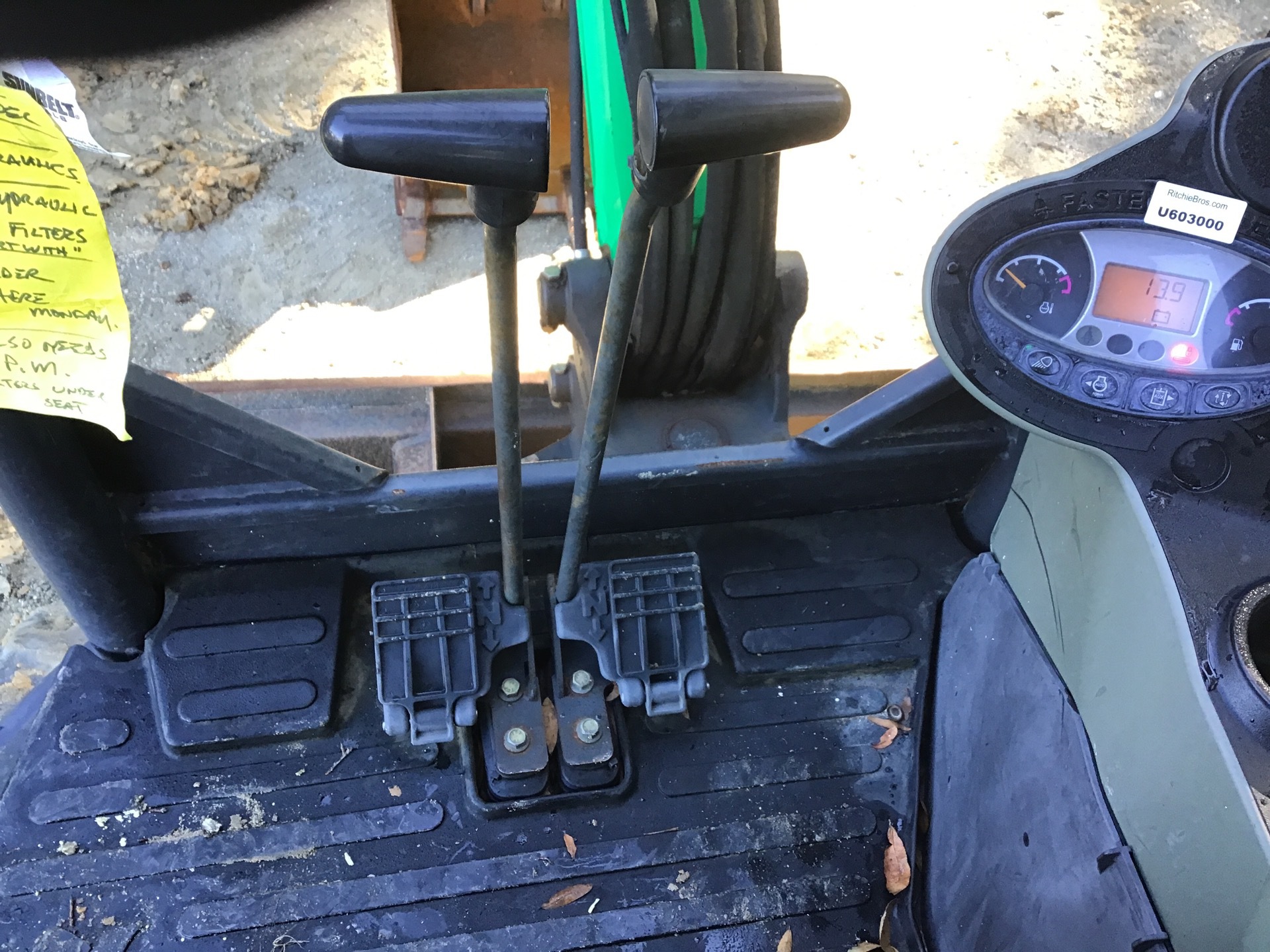 Photo - 12