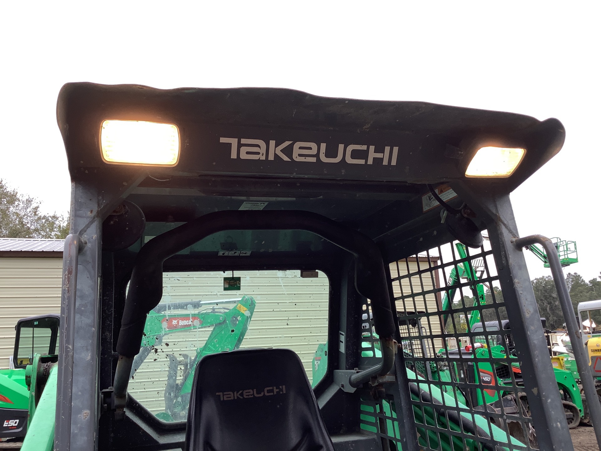 Photo - 10
