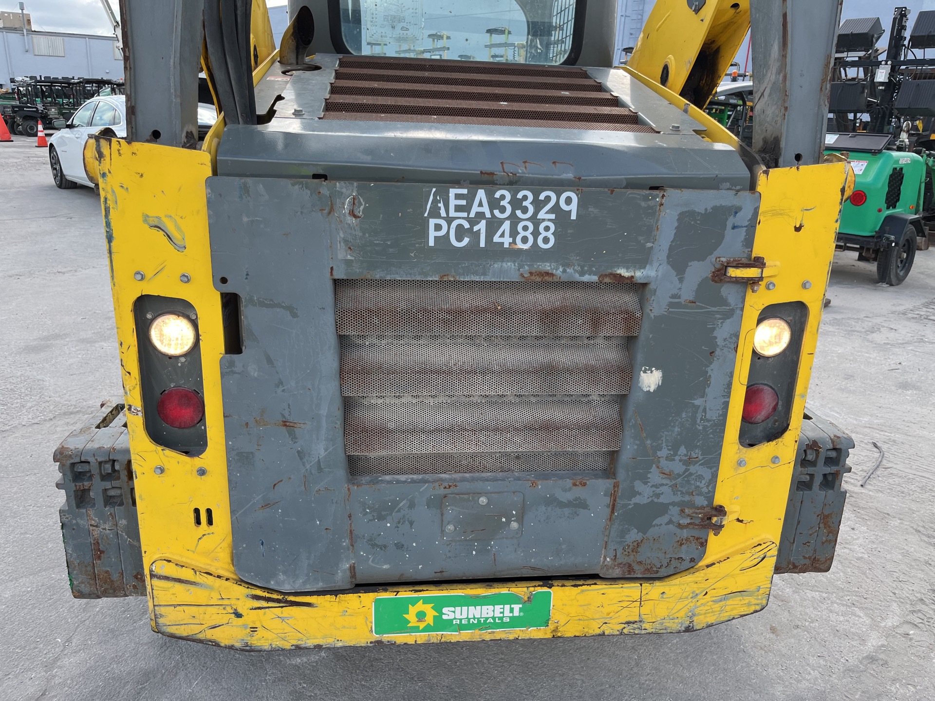 Photo - 11