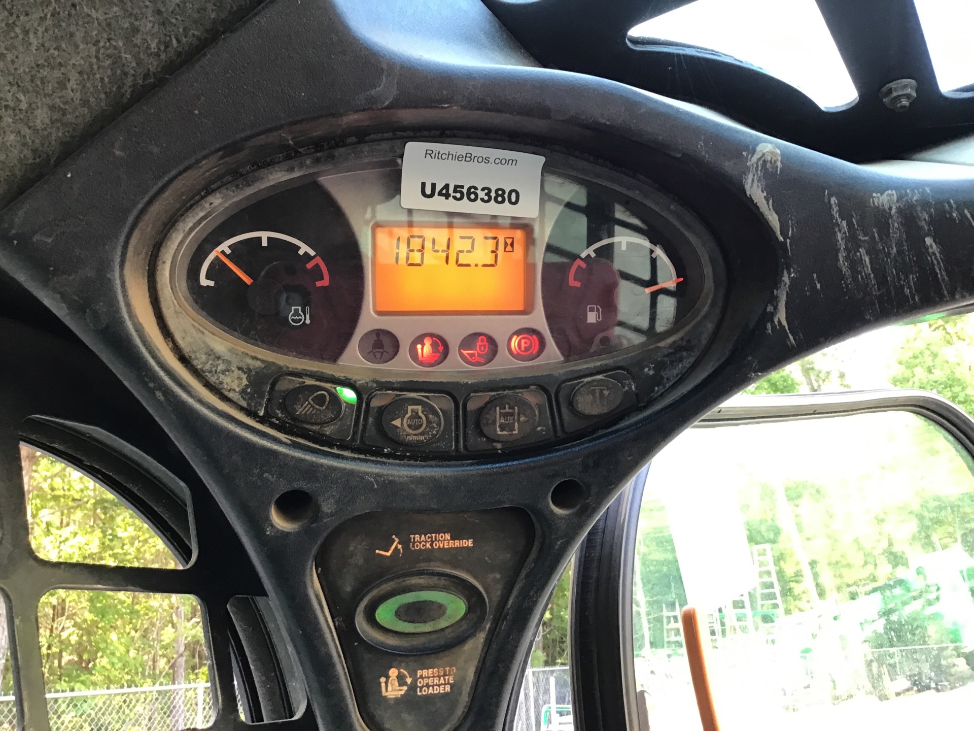 Photo - 25
