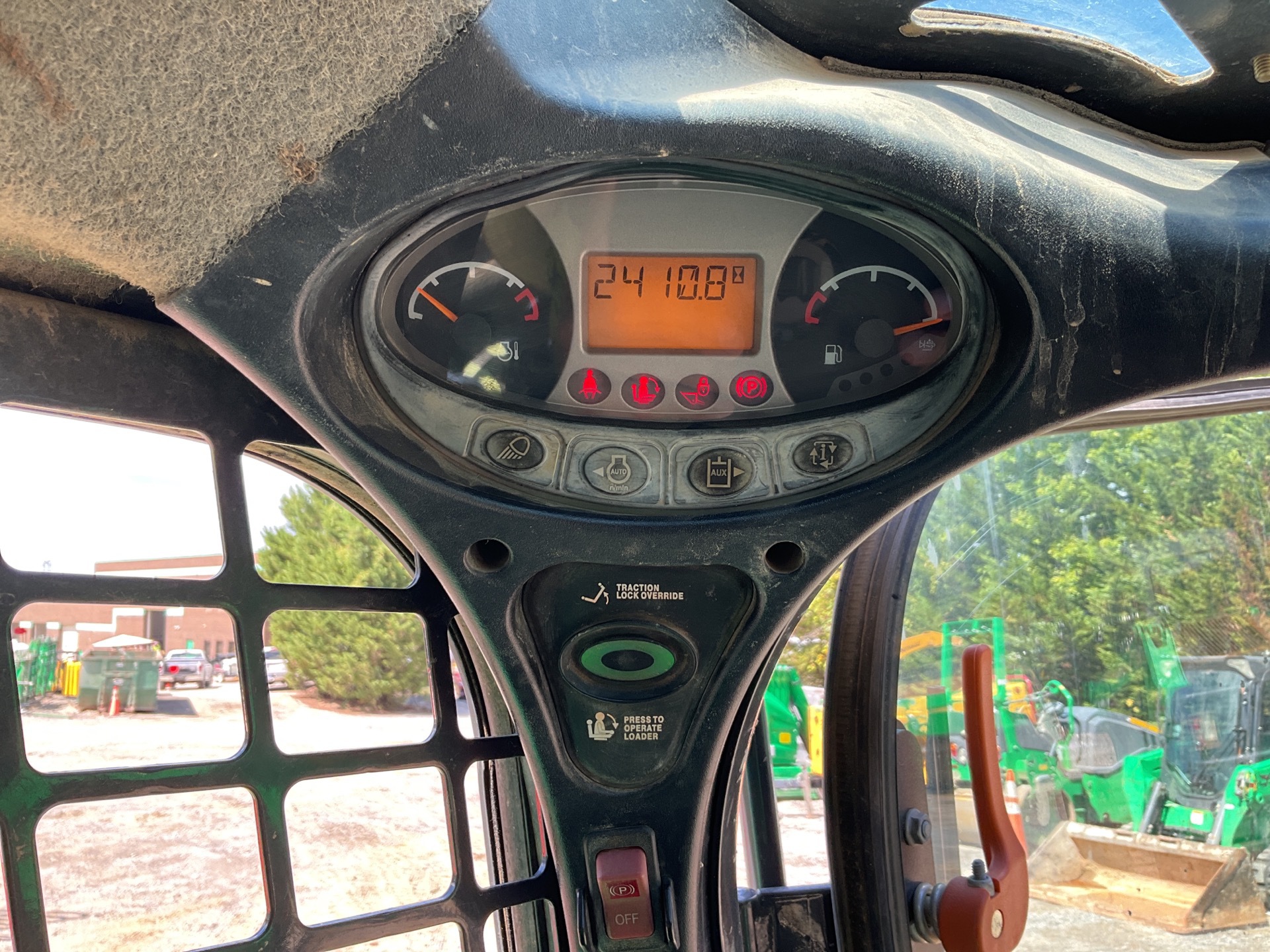 Photo - 25