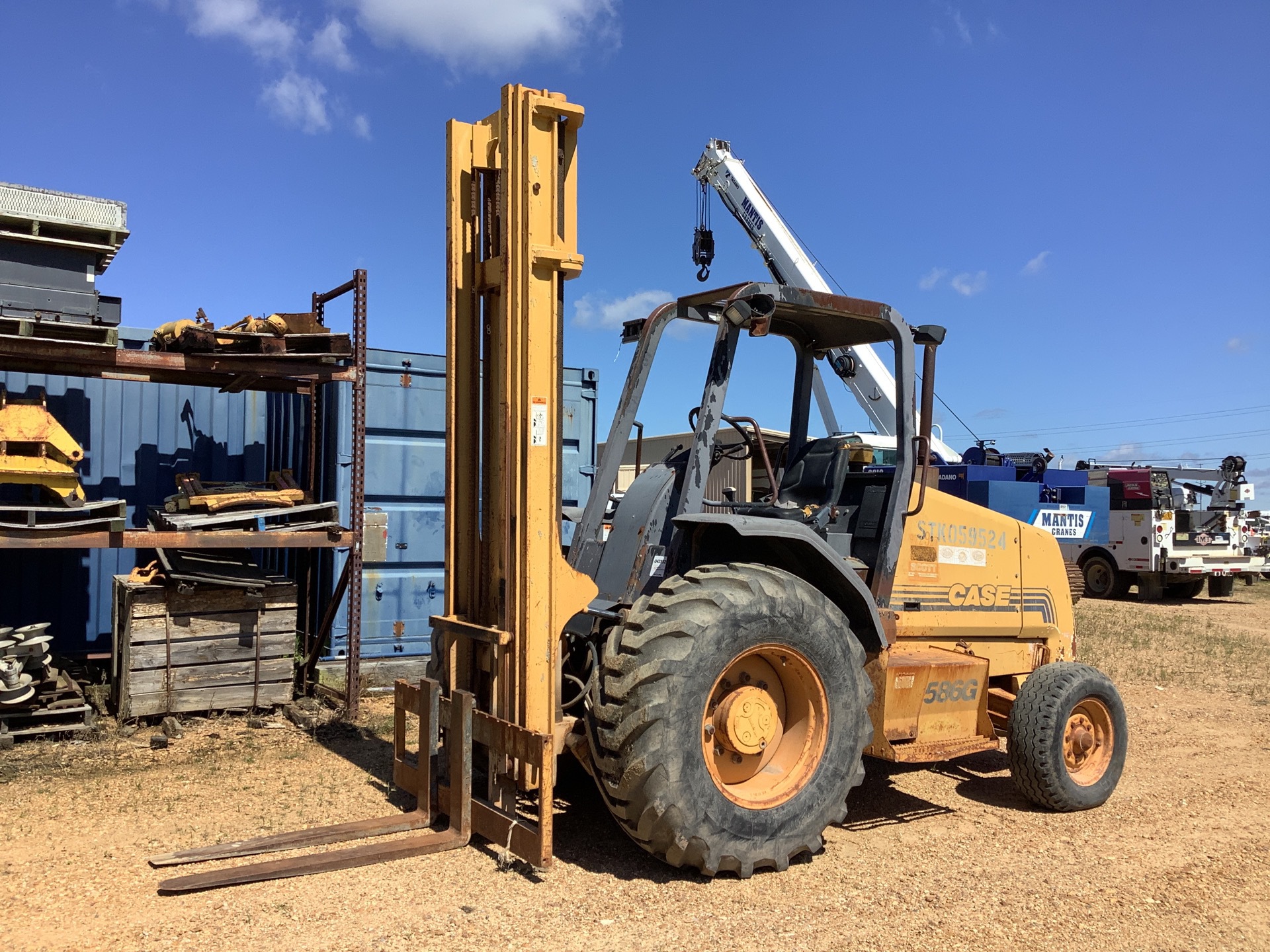 1999 Case 586G 6000 lb Rough Terrain Forklift