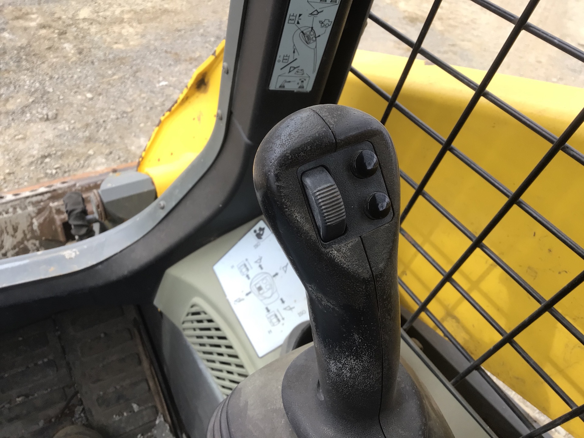 Photo - 25