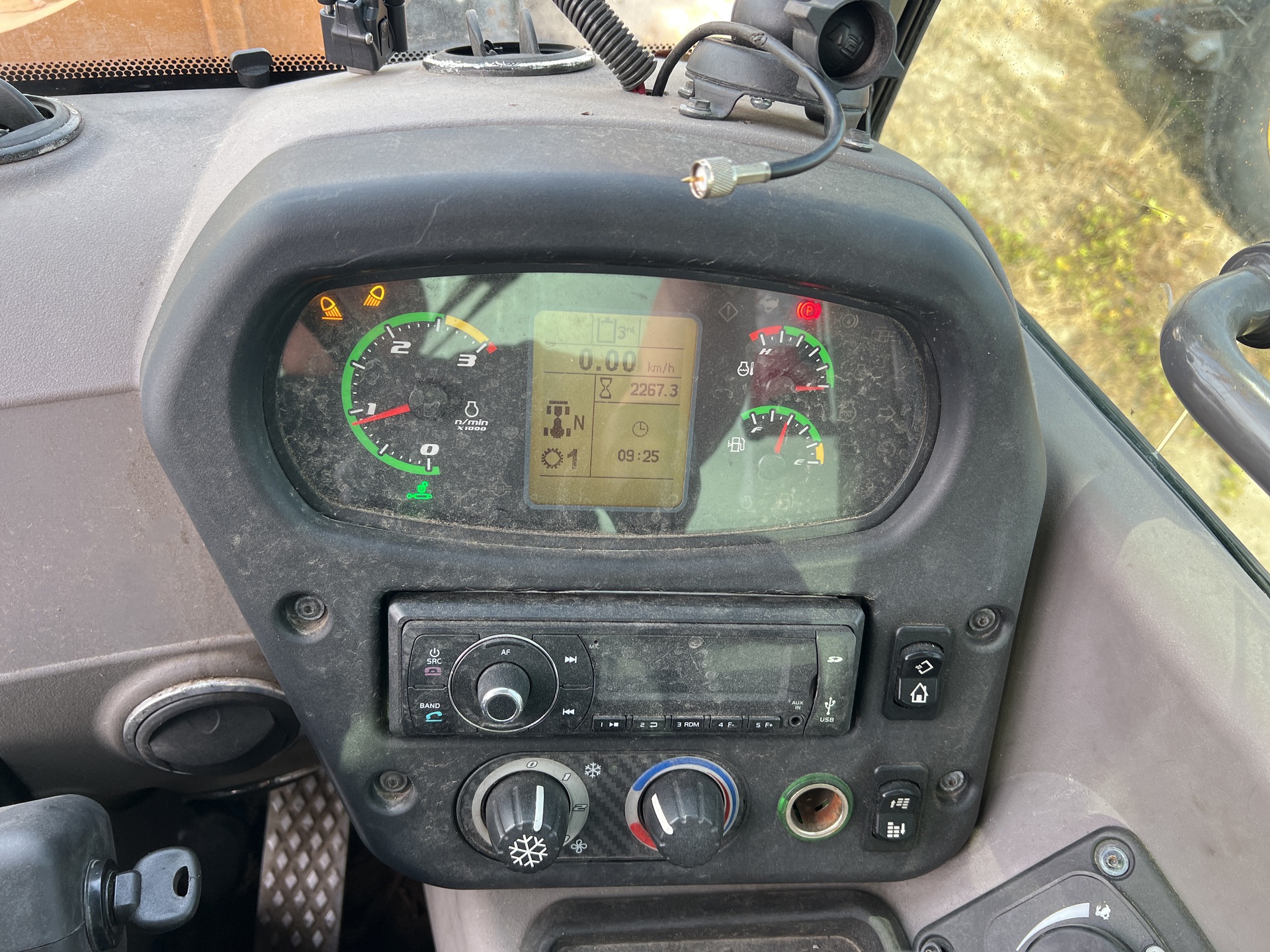 Photo - 25
